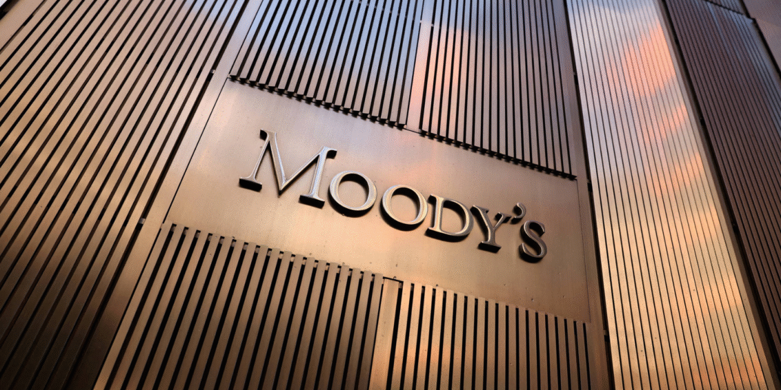 Nova alta de tarifas de Trump e rebaixamento da Moody’s colocam Ibovespa em alerta no início de junho